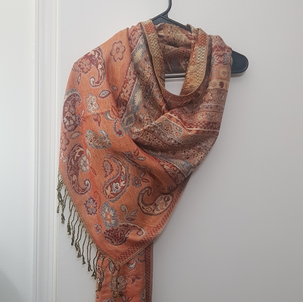 Orange and Silver Paisley Pashmina Scarf - Picture 5 of 7